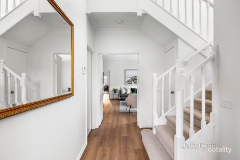 Property photo of 17 Stevens Close Kew VIC 3101