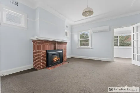 Property photo of 19 Gladstone Street Bathurst NSW 2795