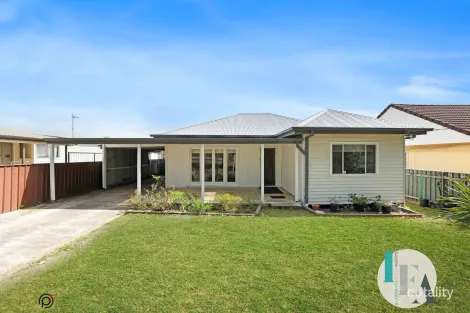 Property photo of 17 Central Avenue Oak Flats NSW 2529