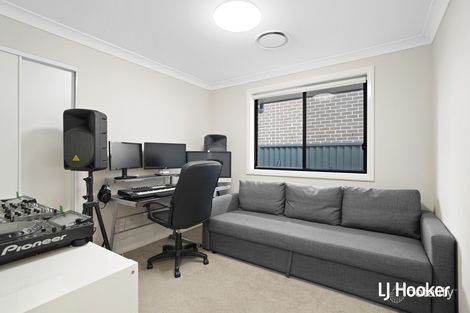 Property photo of 6 Matthias Street Riverstone NSW 2765