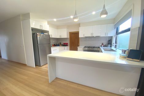 Property photo of 2/5 Hook Court Craigieburn VIC 3064