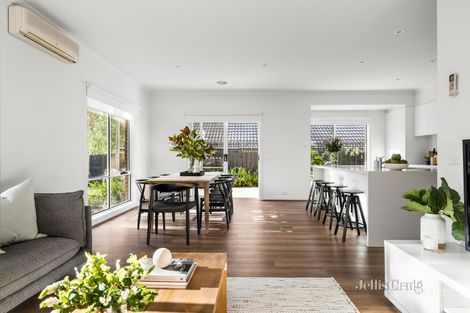 Property photo of 17 Stevens Close Kew VIC 3101