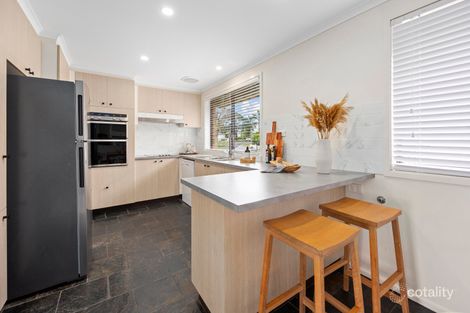 Property photo of 5 Ault Place Illawong NSW 2234
