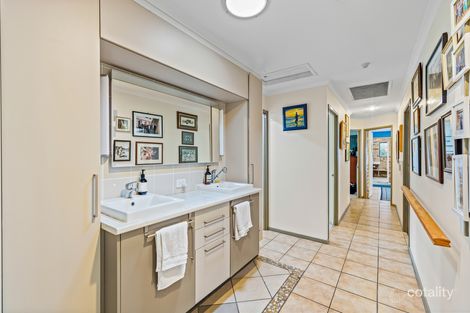 Property photo of 1 McPherson Road Sinnamon Park QLD 4073
