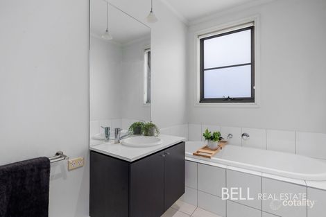 Property photo of 13 Notre Dame Parade Mulgrave VIC 3170