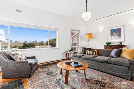 Property photo of 3/2-4 Vista Grove Toorak VIC 3142