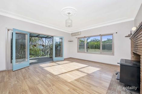 Property photo of 106 Vales Road Mannering Park NSW 2259