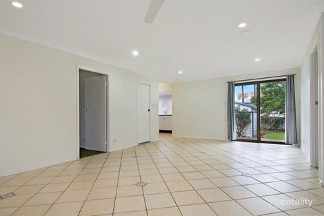 Property photo of 31 Macquarie Grove Caves Beach NSW 2281