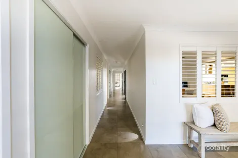 Property photo of 13 Vailala Rise Rural View QLD 4740