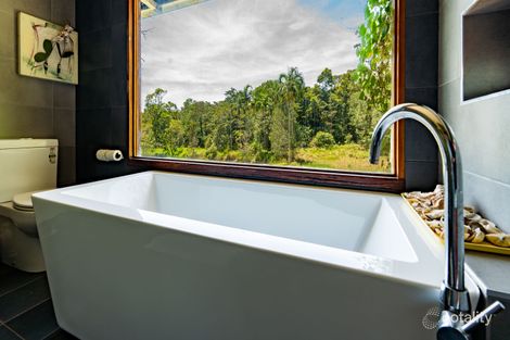Property photo of 1/21 Mountain View Close Maria Creeks QLD 4855