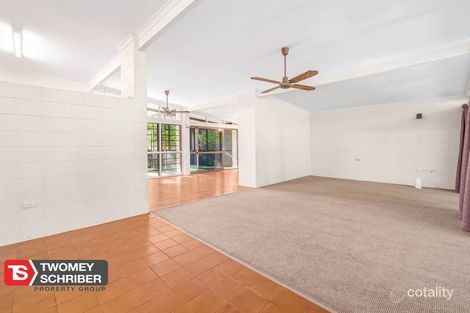 52 Endeavour Rd, Clifton Beach, QLD 4879