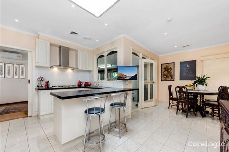 Property photo of 6 Banner Court Glen Waverley VIC 3150