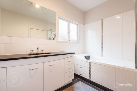 Property photo of 14 Knowsley Street Stones Corner QLD 4120