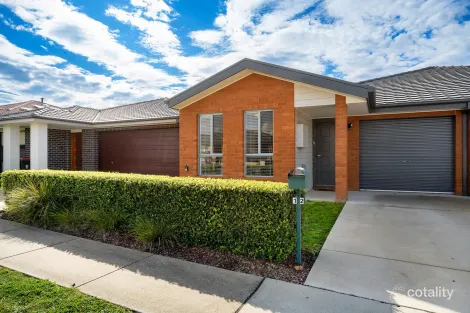 Property photo of 12 Gudamang Street Ngunnawal ACT 2913