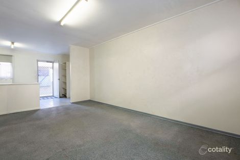 Property photo of 4/81 Frank Street Labrador QLD 4215