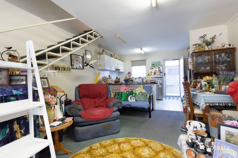 Property photo of 4/81 Frank Street Labrador QLD 4215