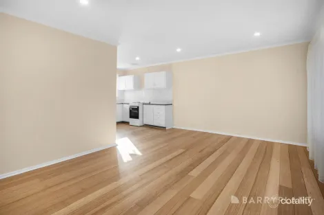 Property photo of 2/16 Newman Road Mooroolbark VIC 3138