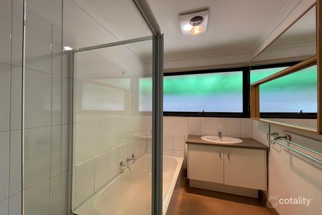 Property photo of 18 Strzelecki Court Cranbourne North VIC 3977