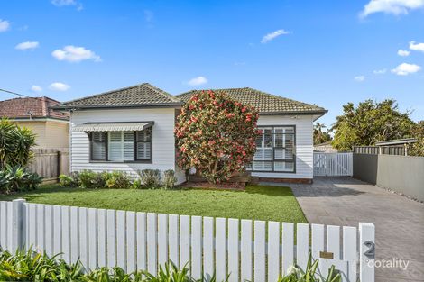 Property photo of 2 Susan Avenue Warilla NSW 2528
