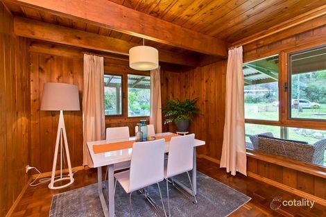 Property photo of 4 Springside Crescent Glen Forrest WA 6071