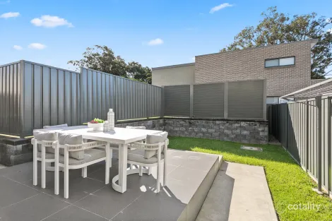 Property photo of 8 Lateen Close Shell Cove NSW 2529