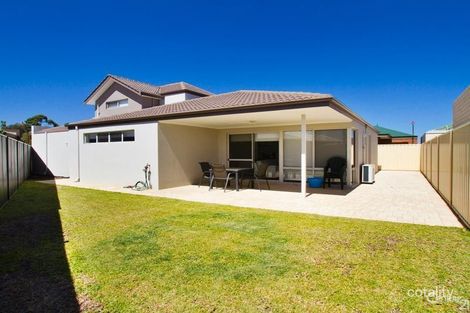Property photo of 16 Middle Parkway Canning Vale WA 6155