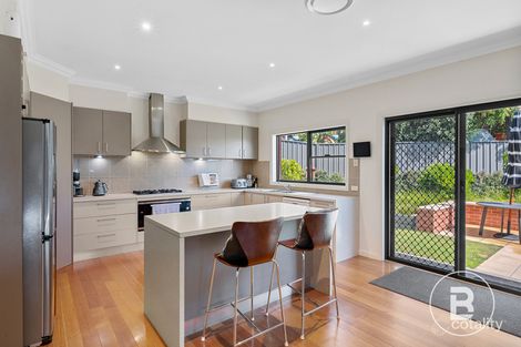 Property photo of 7 Philden Way Spring Gully VIC 3550