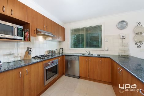 Property photo of 42 William Circuit Caroline Springs VIC 3023