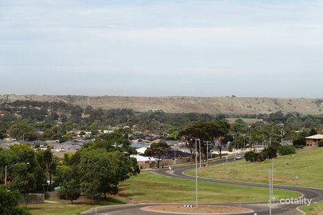 15 Darley Dr, Darley, VIC 3340