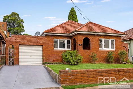 Property photo of 5 Paterson Avenue Kingsgrove NSW 2208