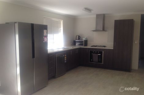 Property photo of 5 Payanna Grange Lakelands WA 6180