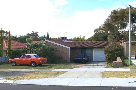 20 Harvest Tce, Scarborough, WA 6019