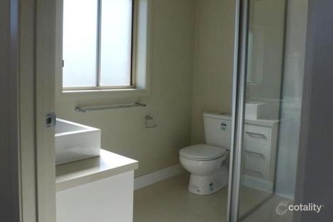 Property photo of 2 Anglesey Street Wodonga VIC 3690