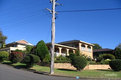 2 Monckton Ave, Mount Warrigal, NSW 2528