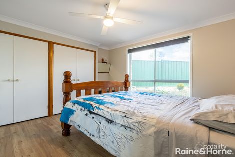 Property photo of 10 Banksia Place Raglan NSW 2795
