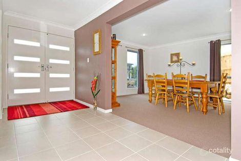Property photo of 10 Lachlan Drive Wakerley QLD 4154
