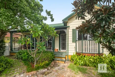 242 Wallarah Rd, Kanwal, NSW 2259