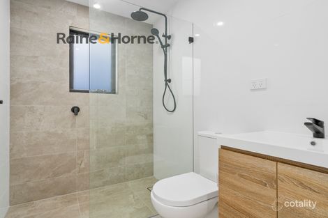 Property photo of 115 Gabo Crescent Sadleir NSW 2168