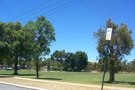 102 Kanowna Ave E, Redcliffe, WA 6104