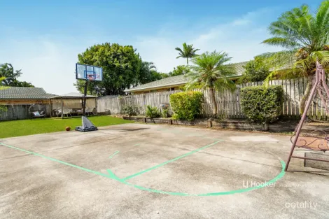 Property photo of 105 Bannockburn Crescent Parkinson QLD 4115