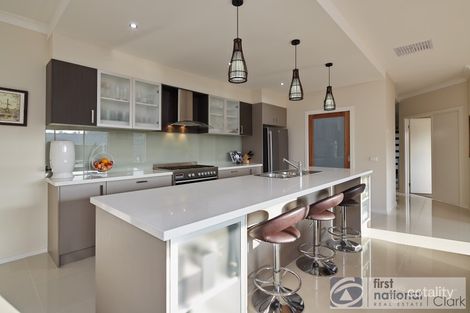 Property photo of 18 Kensington Drive Warragul VIC 3820