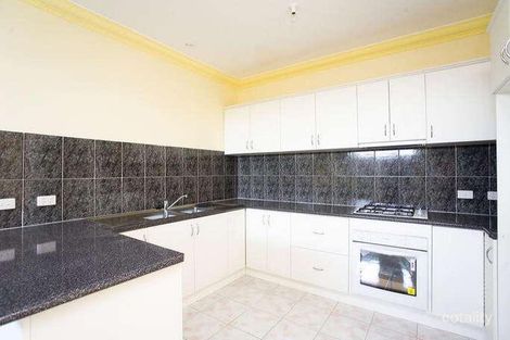 Property photo of 24 Amethyst Close St Albans VIC 3021