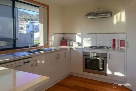 1/87 Oakdowns Pde, Oakdowns, TAS 7019