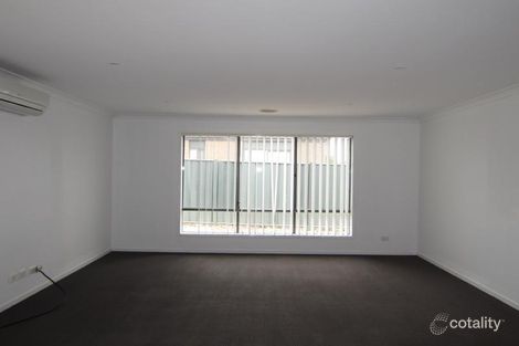 Property photo of 19 Fresh View Drive Tarneit VIC 3029