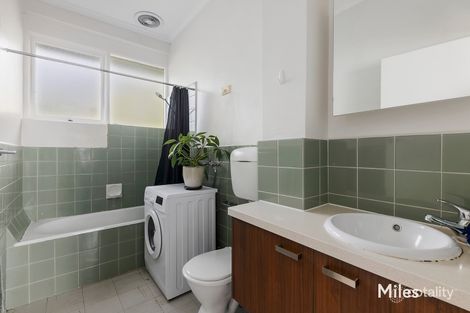 Property photo of 11/7 Waverley Avenue Ivanhoe VIC 3079