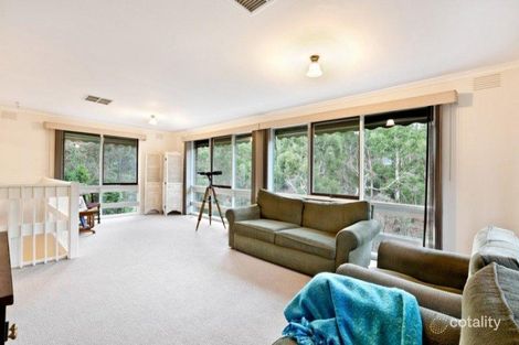 Property photo of 41 Corowa Crescent Greensborough VIC 3088