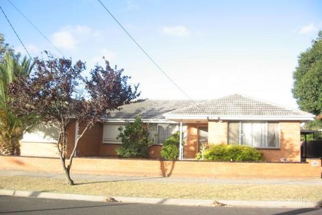 2/2 Pinewood Ave, Dandenong North, VIC 3175