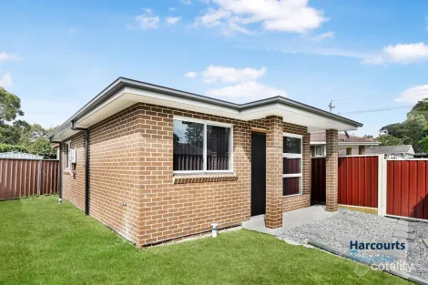 138a Metella Rd, Toongabbie, NSW 2146