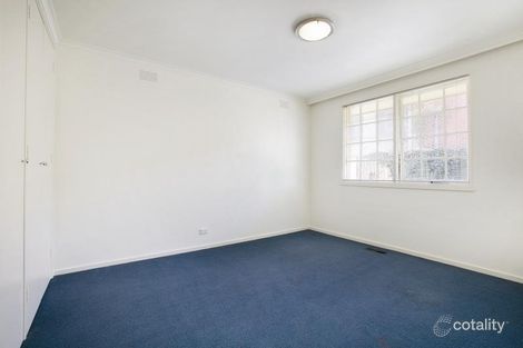 Property photo of 2/4 Albion Road Box Hill VIC 3128