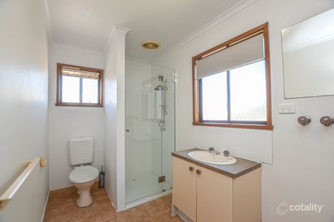 Property photo of 1/8 Kneebone Court Myrtleford VIC 3737